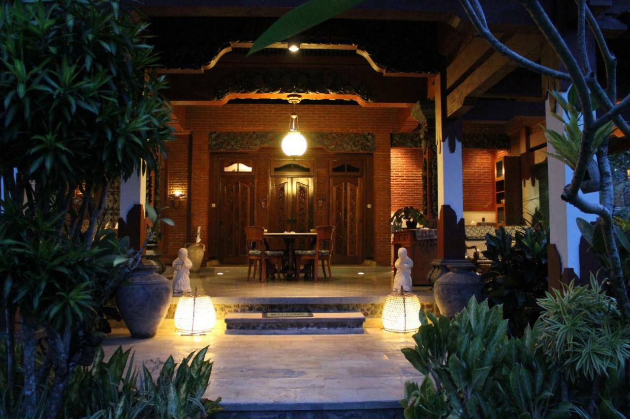 Villa Campi Sorga Senggigi Exterior photo