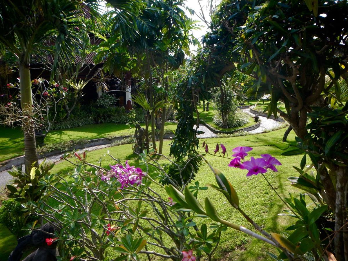 Villa Campi Sorga Senggigi Exterior photo