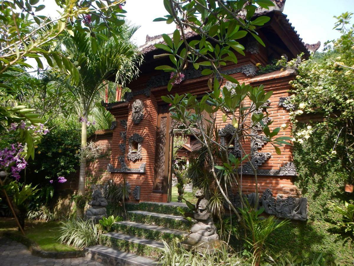 Villa Campi Sorga Senggigi Exterior photo